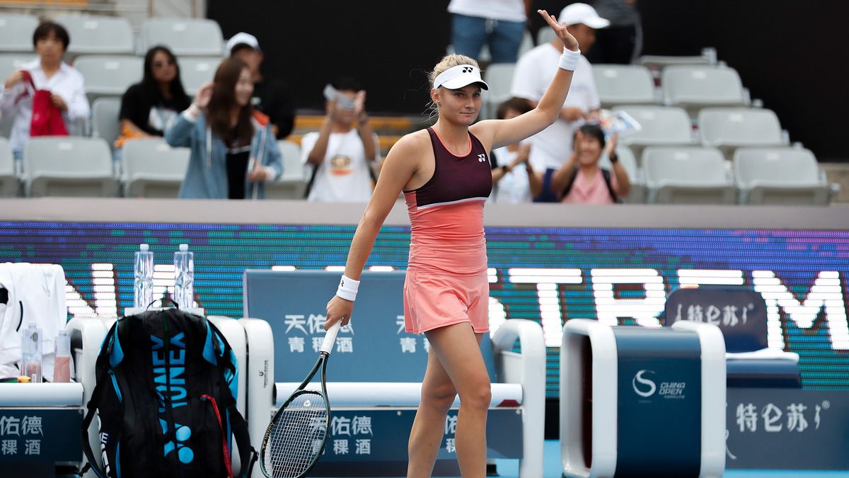 Даяна Ястремська прокоментувала перемогу над білорускою Вікторією Азарєнко Даяна Ястремська прокоментувала перемогу над білорускою Вікторією Азарєнко