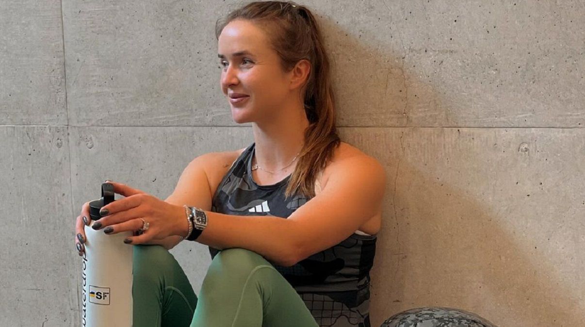 Свитолина показала, как вернулась к работе после проблем со спиной - видео Свитолина показала, как вернулась к работе после проблем со спиной - видео