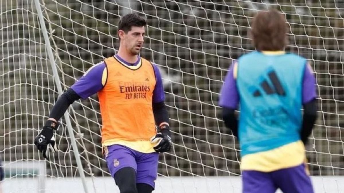 Куртуа провів тренування у загальній групі - коли бельгієць зіграє перший матч Куртуа провів тренування у загальній групі - коли бельгієць зіграє перший матч