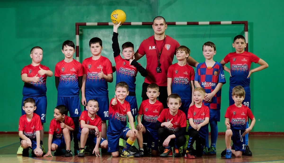 Бесплатные секции футбола и баскетбола в Киеве при поддержке Favbet Foundation Бесплатные секции футбола и баскетбола в Киеве при поддержке Favbet Foundation