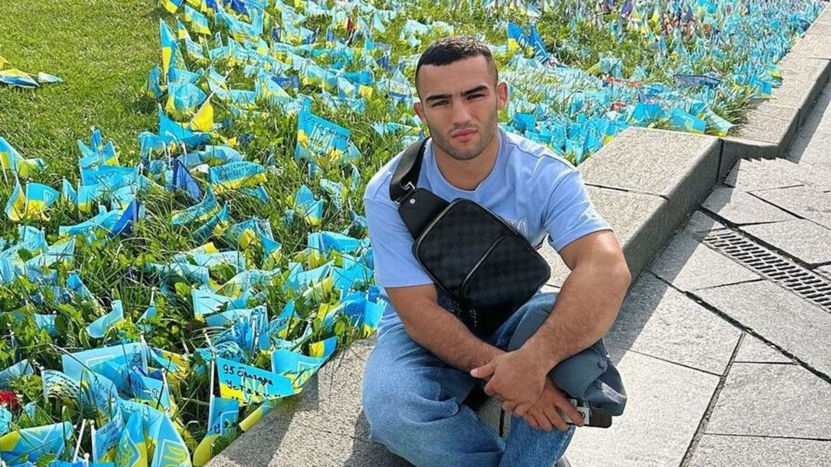 Парвіз Насібов згадав початок війни та близьких з Маріуполя Парвіз Насібов згадав початок війни та близьких з Маріуполя