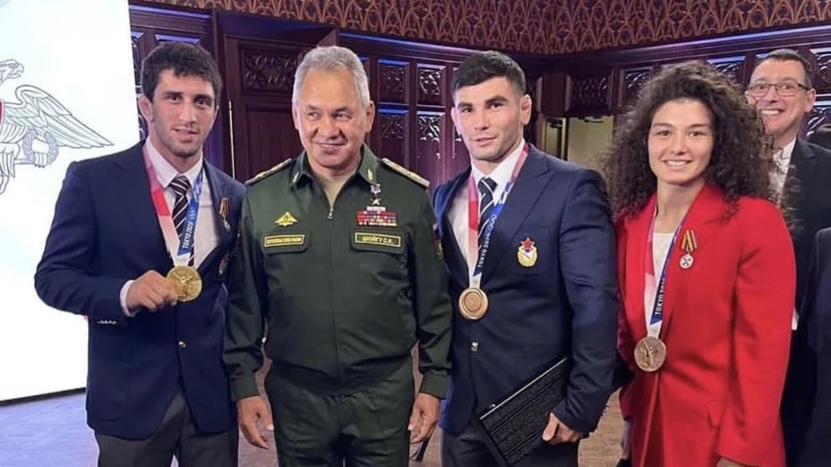 Олімпіада-2024 - які російські військові спортсмени можуть поїхати до Парижу Олімпіада-2024 - які російські військові спортсмени можуть поїхати до Парижу