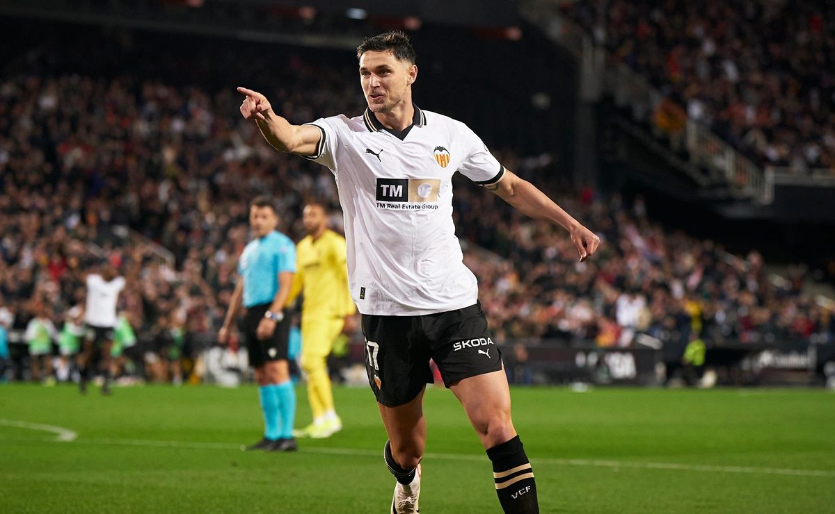 Роман Яремчук Роман Яремчук