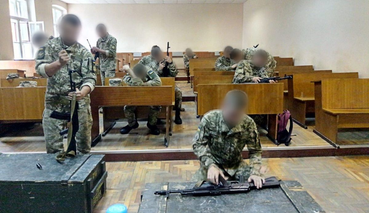 Центр Відсіч проводит курс по использованию БпЛА для воинов при содействии FAVBET Центр Відсіч проводит курс по использованию БпЛА для воинов при содействии FAVBET