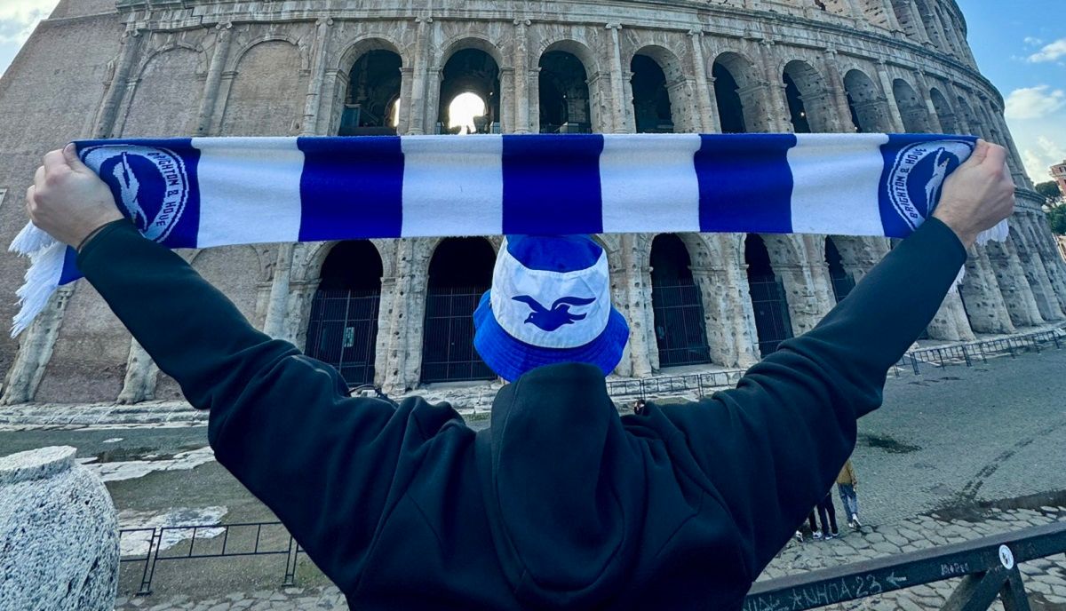 Напад на фанів Брайтона у Римі - що відомо про пограбування перед грою Ліги Європи Напад на фанів Брайтона у Римі - що відомо про пограбування перед грою Ліги Європи