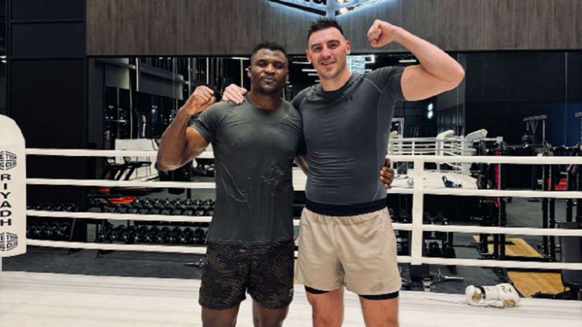 Олександр Захожий з Френсісом Нганну Олександр Захожий з Френсісом Нганну