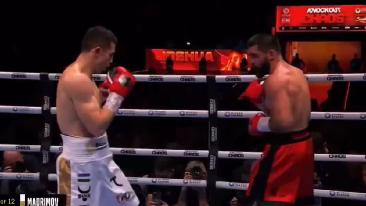 Росіянина Курбанова нокаутував узбецький боксер Мадримов - відео Росіянина Курбанова нокаутував узбецький боксер Мадримов - відео