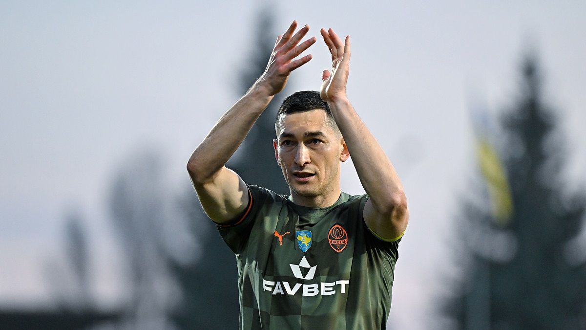 Хто може змінити Степаненка у Шахтарі - гірники стежать за двома гравцями Хто може змінити Степаненка у Шахтарі - гірники стежать за двома гравцями