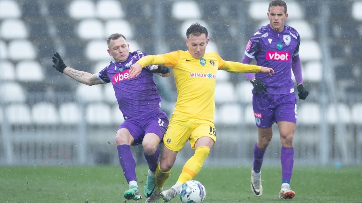 Результат матча ЛНЗ - Днепр-1 Результат матча ЛНЗ - Днепр-1