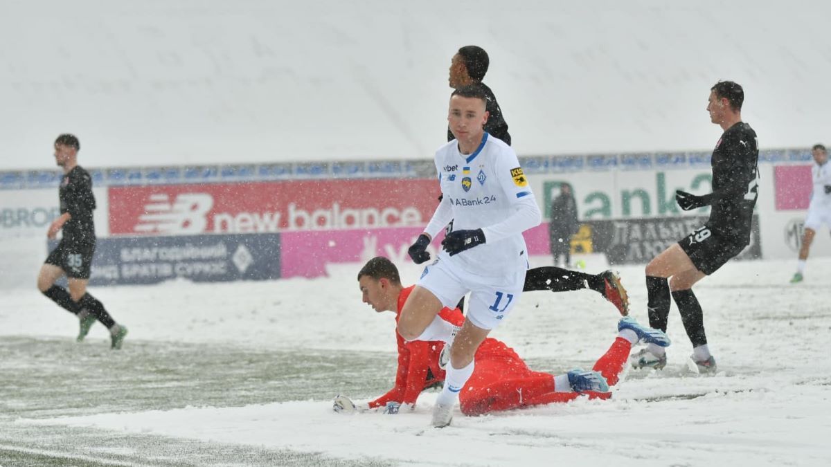 Результат матча Динамо - Заря Результат матча Динамо - Заря