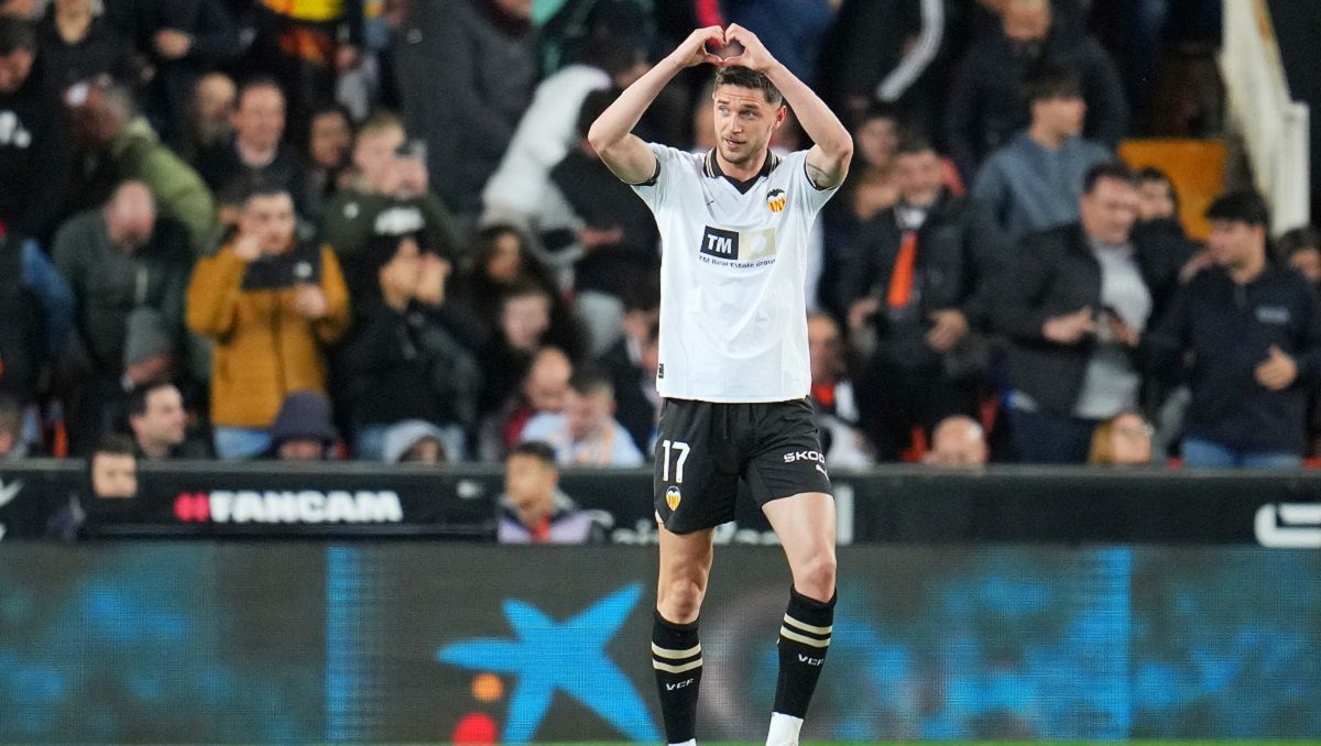 Валенсия может продлить аренду Яремчука - что для этого должно произойти Валенсия может продлить аренду Яремчука - что для этого должно произойти