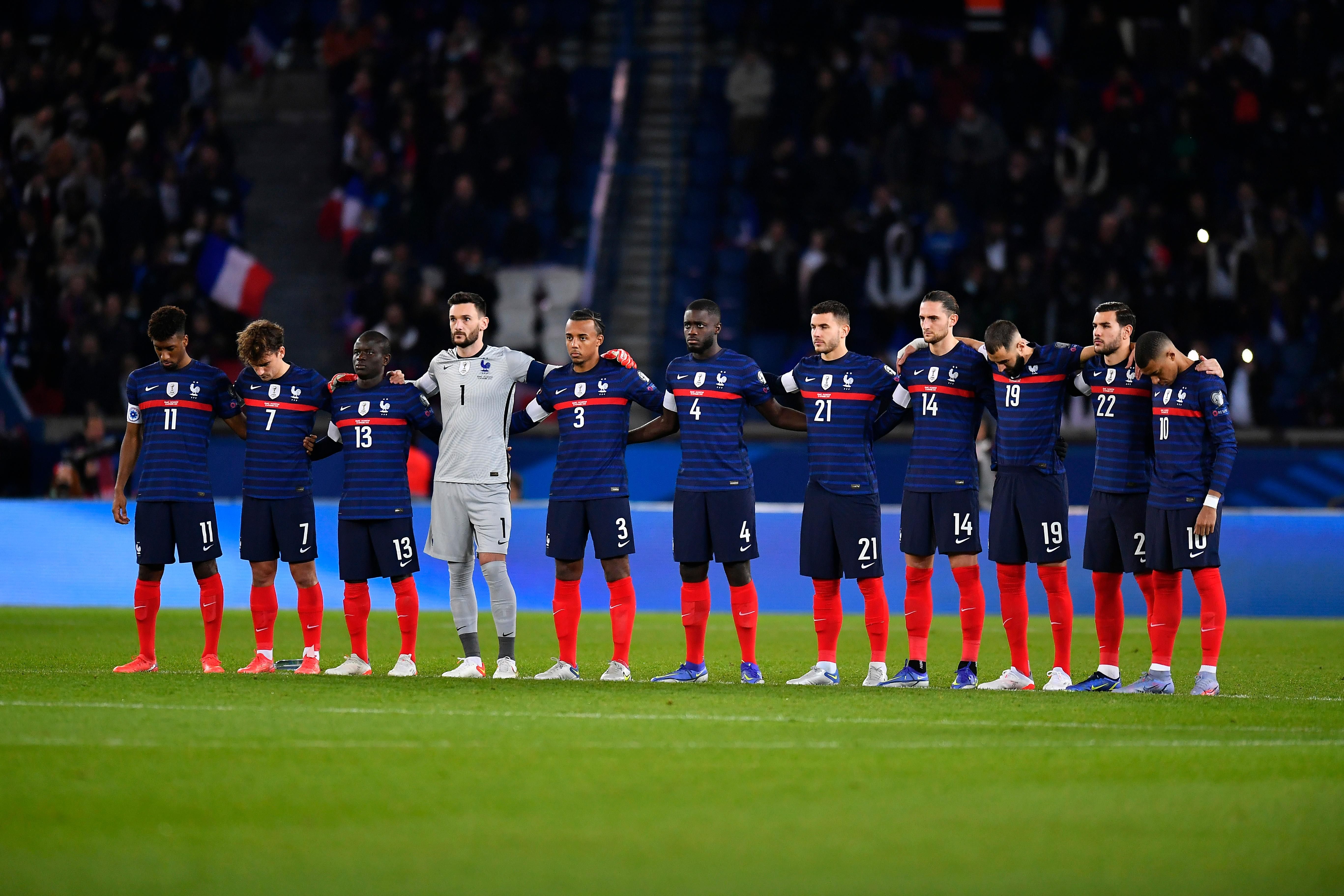 На матче Франция - Чили будет минута молчания в память жертв теракта под Москвой