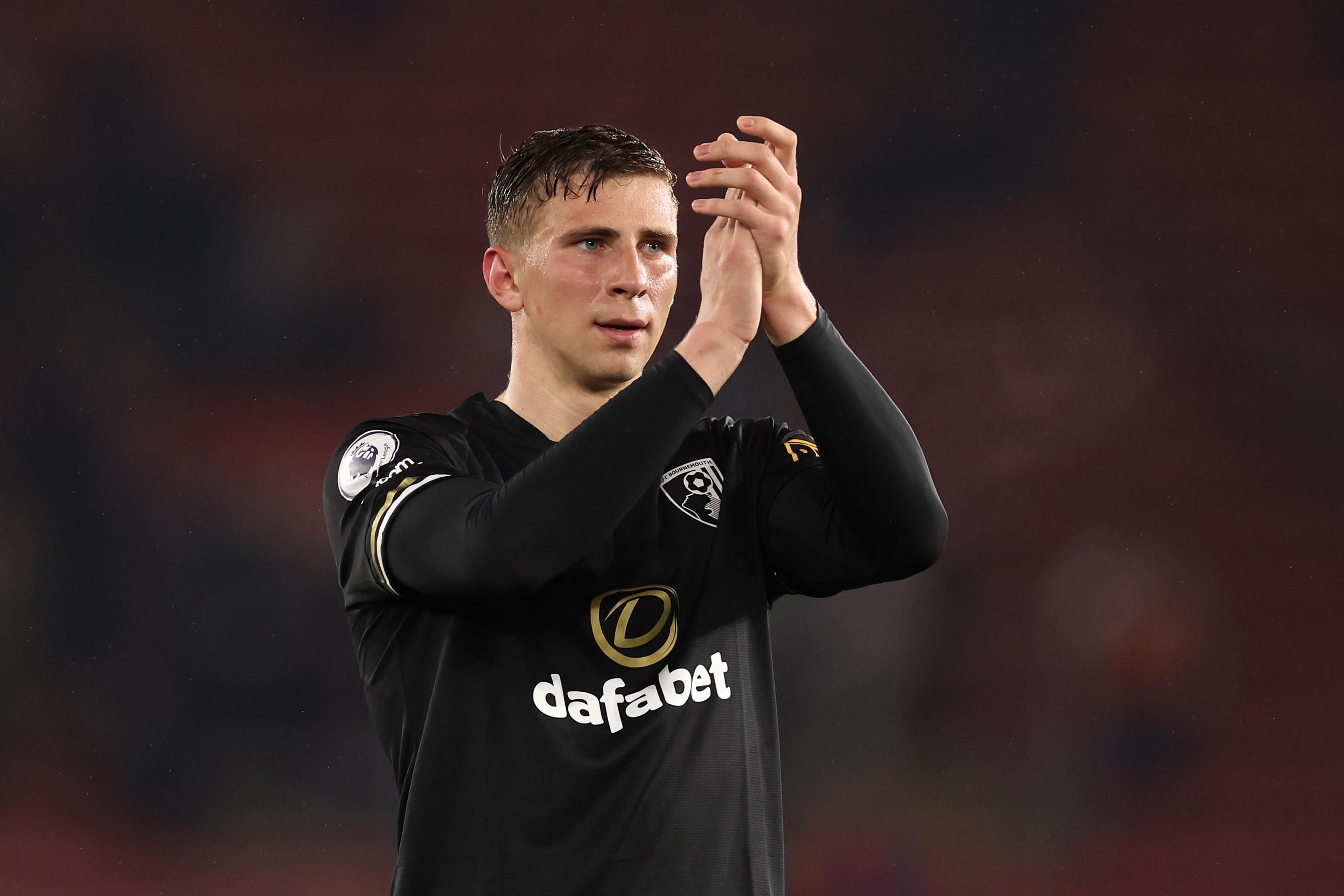 Забарный отреагировал на перепетый хит Хьюстон от фанов Борнута Забарный отреагировал на перепетый хит Хьюстон от фанов Борнута