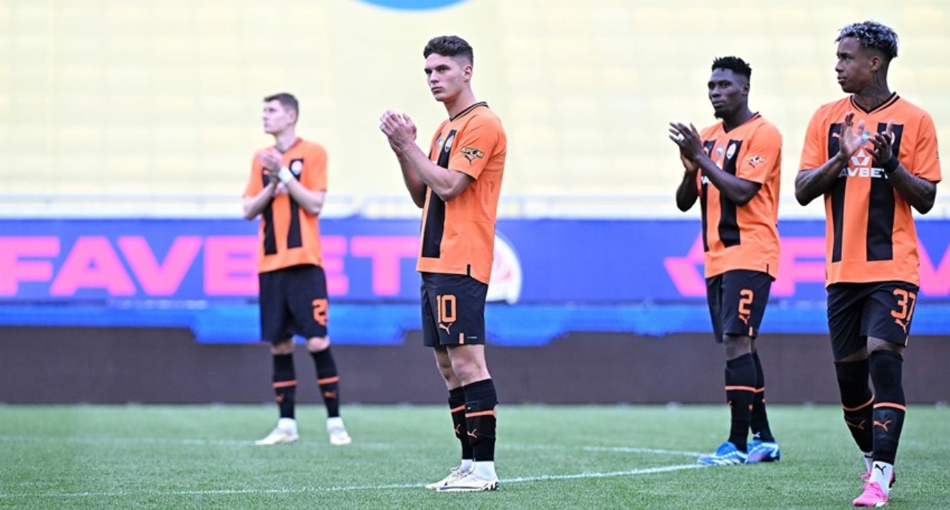 Шахтер закрепился на первой строчке Шахтер закрепился на первой строчке