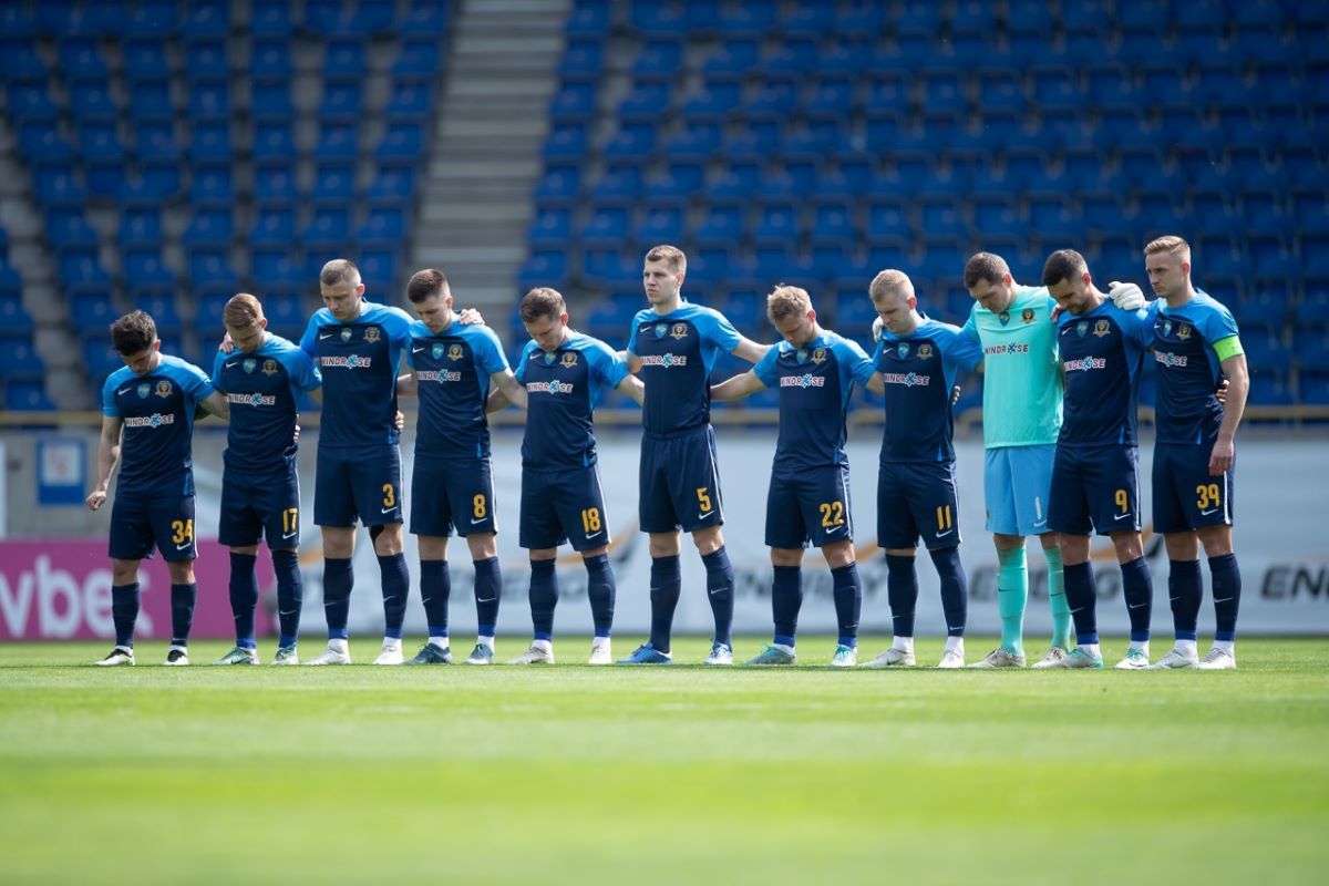 СК Дніпро-1 повідомили про травму трьох гравців СК Дніпро-1 повідомили про травму трьох гравців