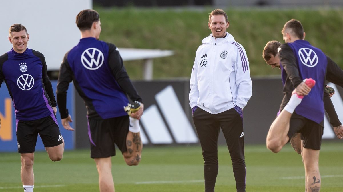 Нагельсманн продлил контракт со сборной Германии Нагельсманн продлил контракт со сборной Германии