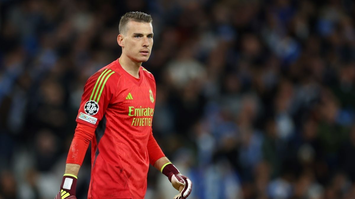 Новый претендент на Лунина Новый претендент на Лунина