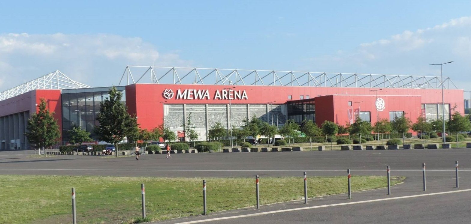 Стадион Майнца оказался в опасности