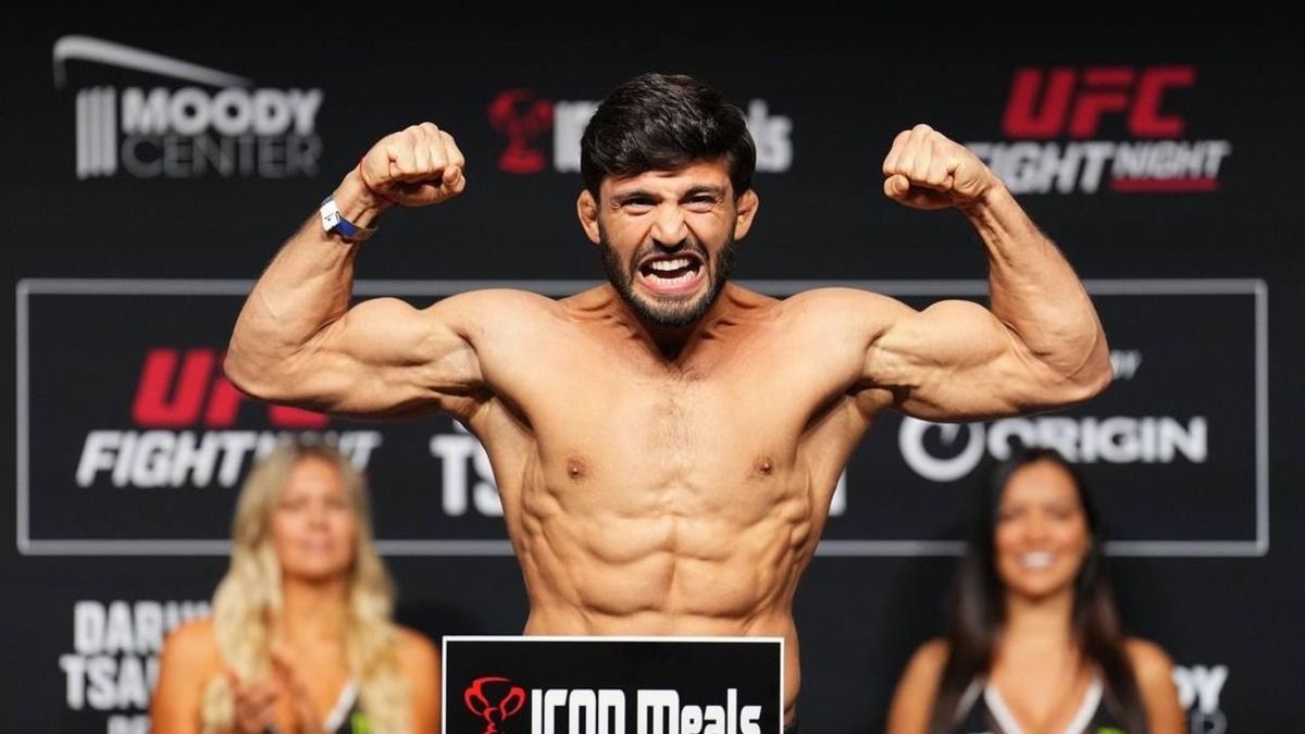 Російського бійця ММА Армана Царукяна оштрафували за бійку з вболівальником Російського бійця ММА Армана Царукяна оштрафували за бійку з вболівальником