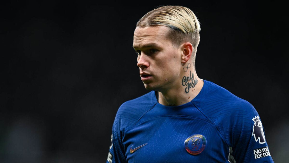 Мудрик и Зинченко попали в список разочарований АПЛ сезона 2023/24 Мудрик и Зинченко попали в список разочарований АПЛ сезона 2023/24