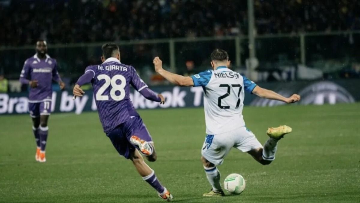 Брюгге и Фиорентина определили первого финалиста Лиги конференций Брюгге и Фиорентина определили первого финалиста Лиги конференций