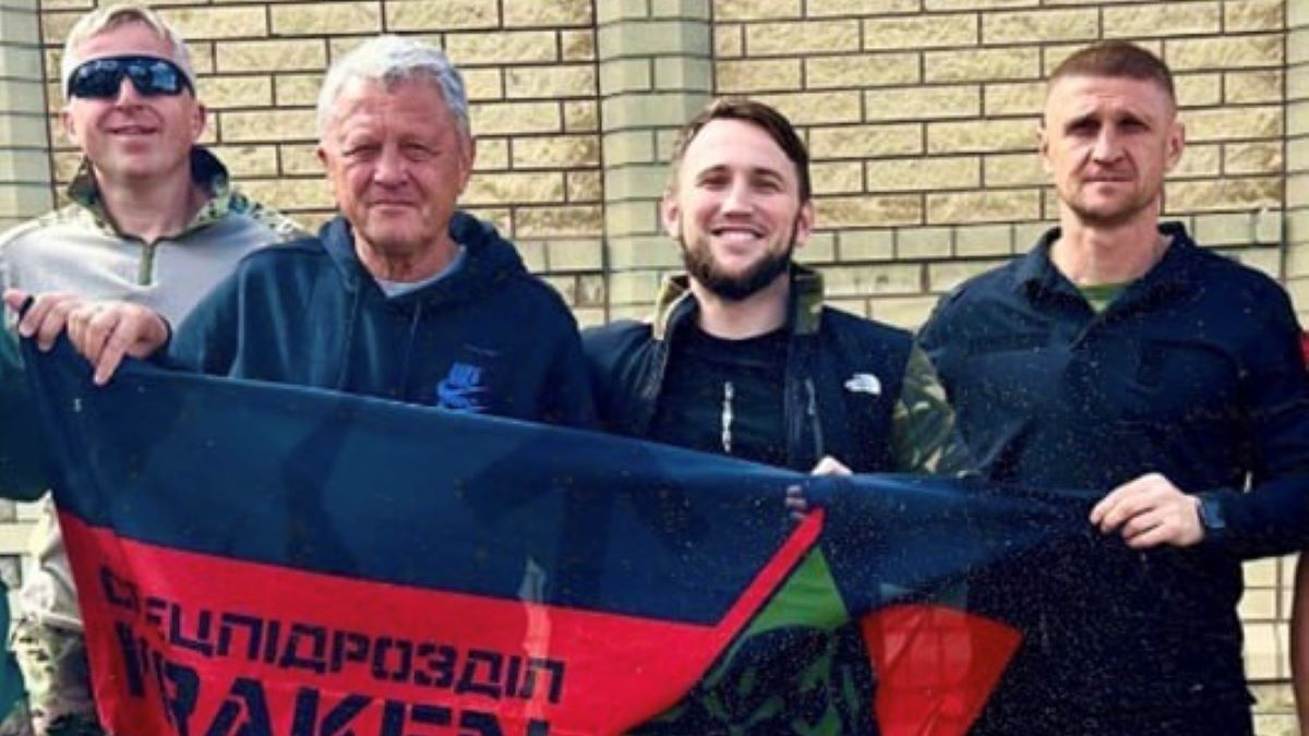 Представители Карпат посетили украинских защитников Представители Карпат посетили украинских защитников