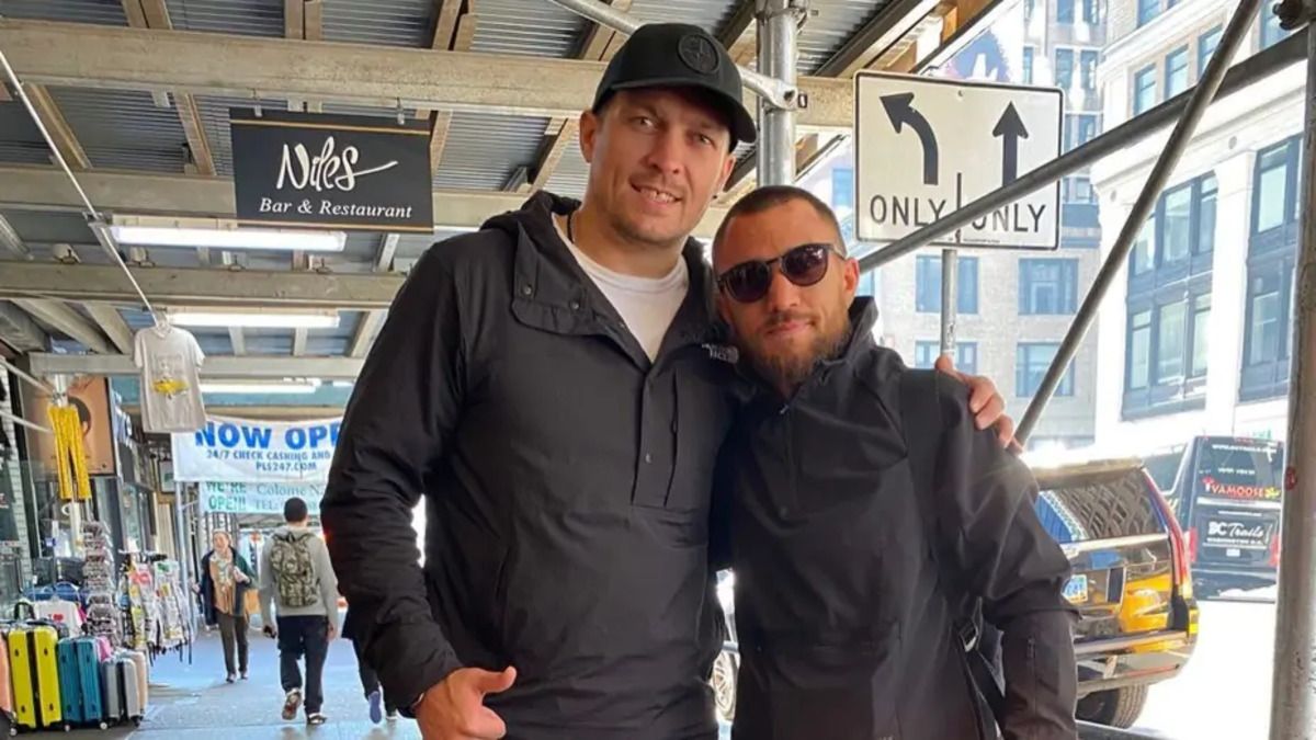 Як Ломаченко привітав Усика з абсолютним чемпіонством Як Ломаченко привітав Усика з абсолютним чемпіонством