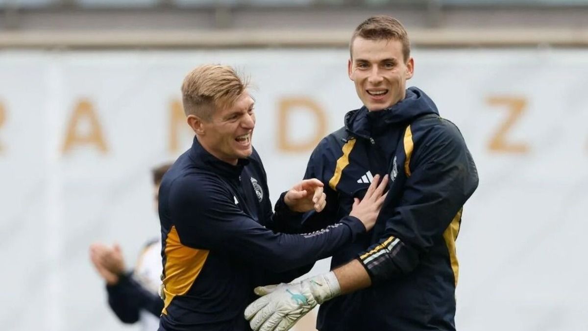 Лунин трогательно отреагировал на решение Крооса завершить карьеру Лунин трогательно отреагировал на решение Крооса завершить карьеру