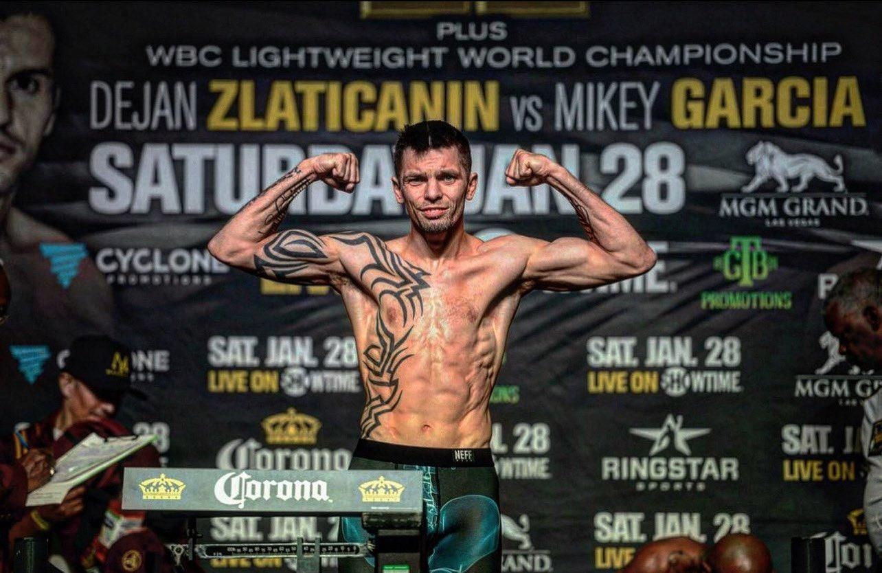 Редкач Джукембаєв - український боксер провалив процедуру зважування Редкач Джукембаєв - український боксер провалив процедуру зважування