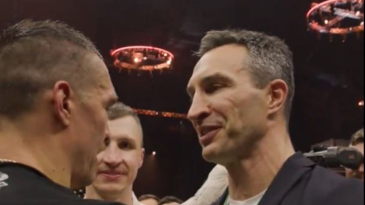 Усика - Ф'юрі - Володимир Кличко емоційно привітав абсолютного чемпіона - відео Усика - Ф'юрі - Володимир Кличко емоційно привітав абсолютного чемпіона - відео