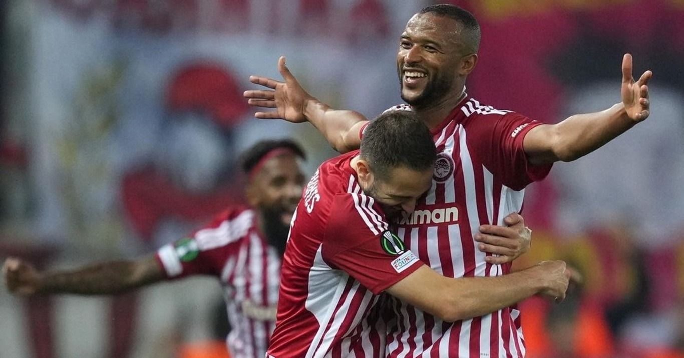 Олимпиакос выиграл Лигу конференций Олимпиакос выиграл Лигу конференций