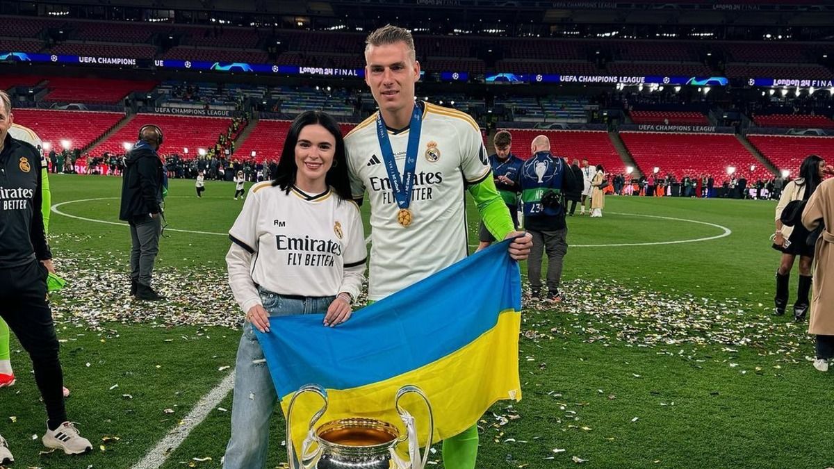 Лунин отпраздновал победу в Лиге чемпионов - яркие фото Лунин отпраздновал победу в Лиге чемпионов - яркие фото