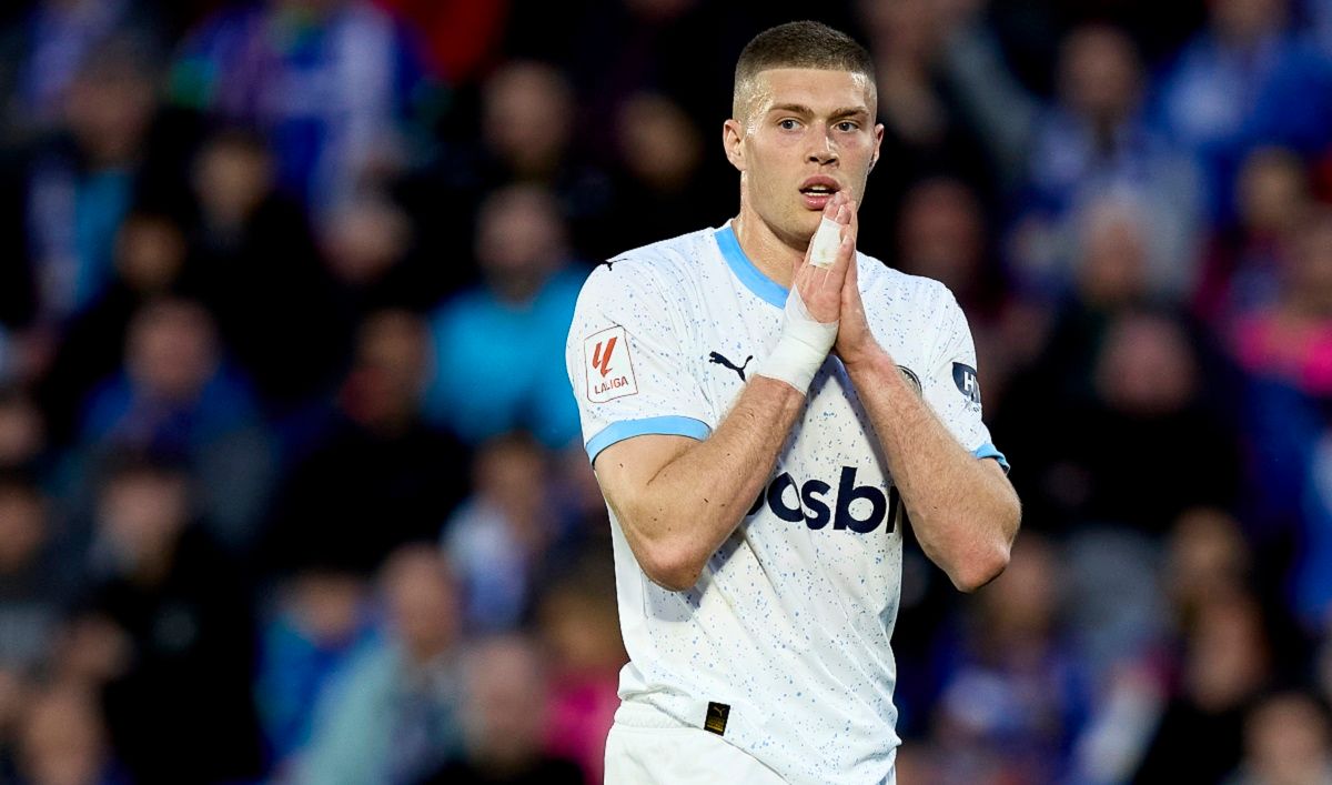 Довбик розповів про інтерес Барселони - чи підтвердив інтерес від Хаві Довбик розповів про інтерес Барселони - чи підтвердив інтерес від Хаві