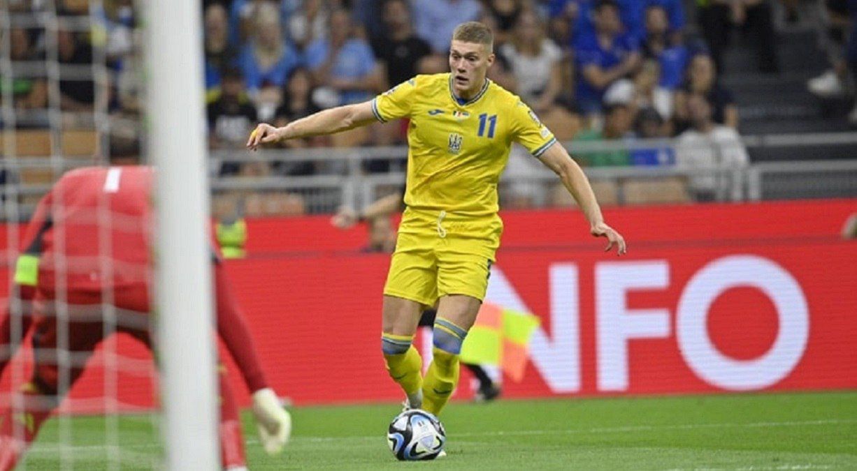 Україна поступається в першому таймі Україна поступається в першому таймі