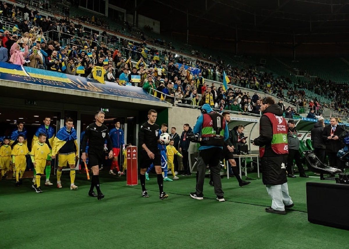 Євро-2024 з футболу - які судді працюватимуть на матчі Німеччина – Шотландія Євро-2024 з футболу - які судді працюватимуть на матчі Німеччина – Шотландія