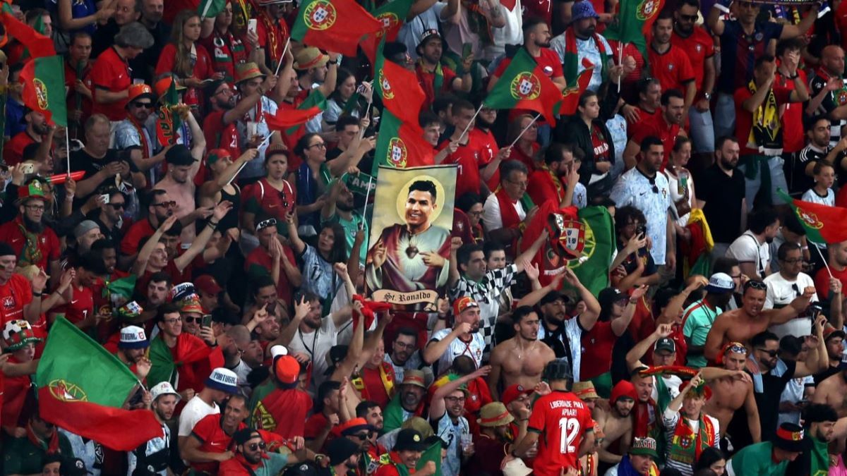 Фанати зробили ікону з Роналду в образі Ісуса Фанати зробили ікону з Роналду в образі Ісуса