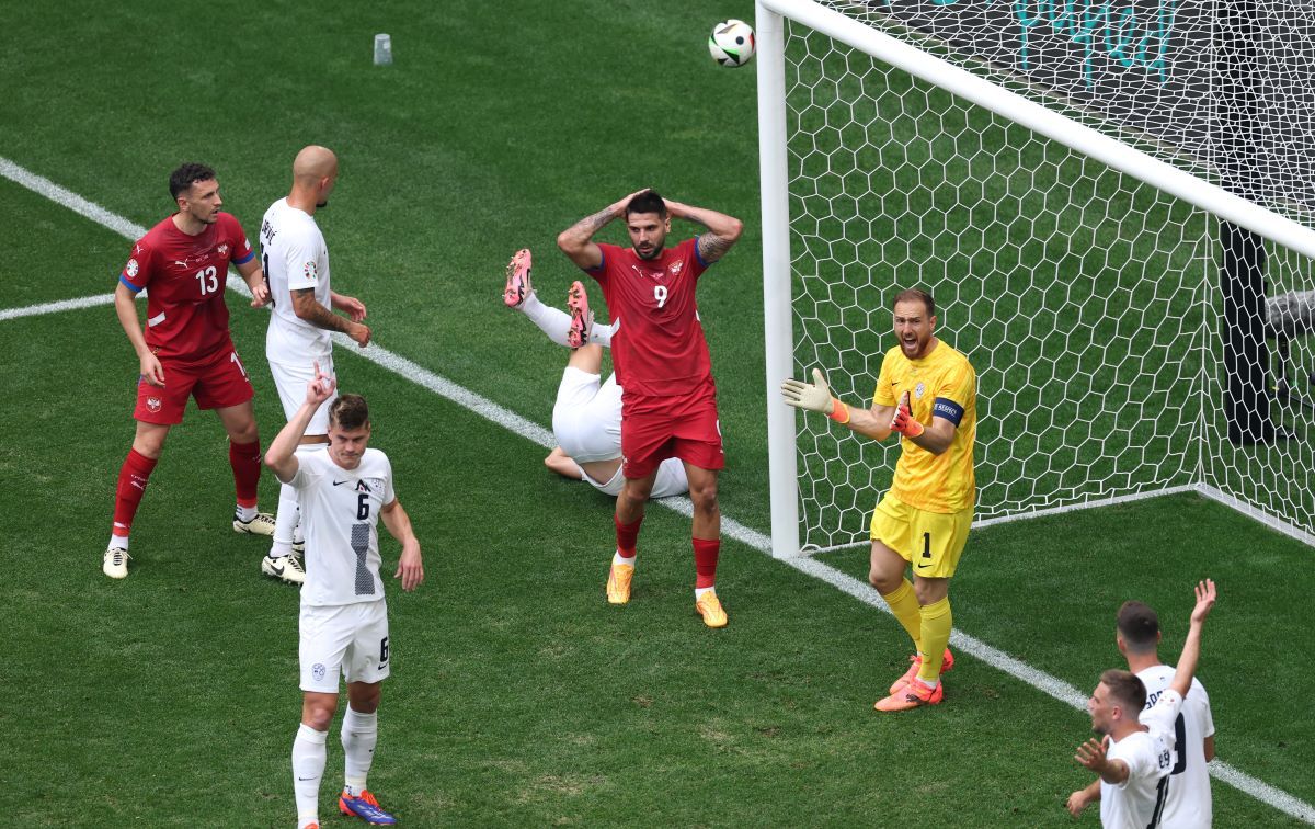 Словения – Сербия: результат матча и видео голов Словения – Сербия: результат матча и видео голов