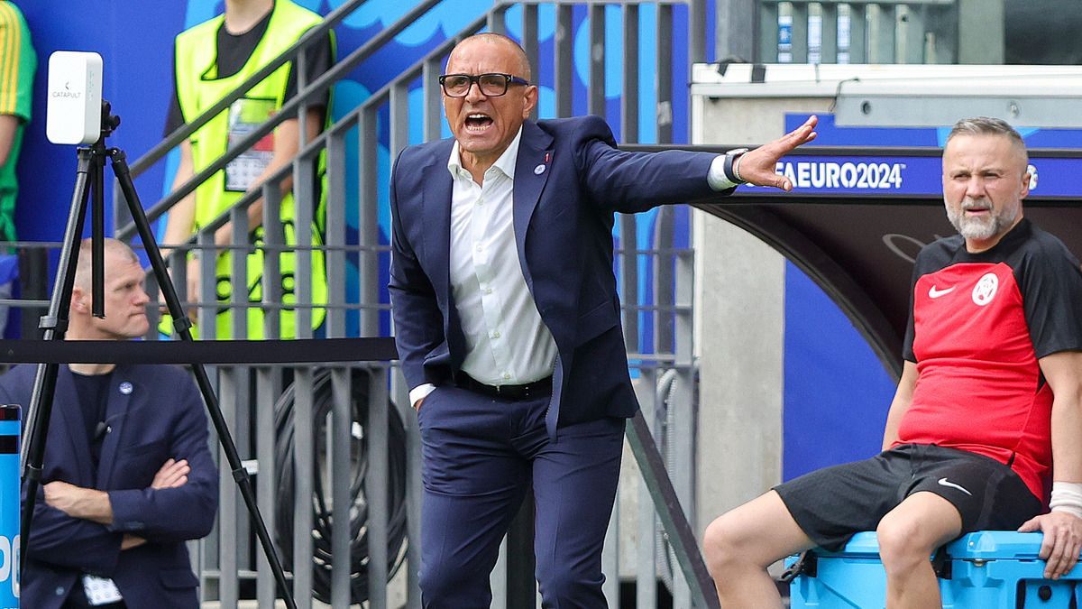 Кальцона прокоментував гру Словаччина – Україна Кальцона прокоментував гру Словаччина – Україна