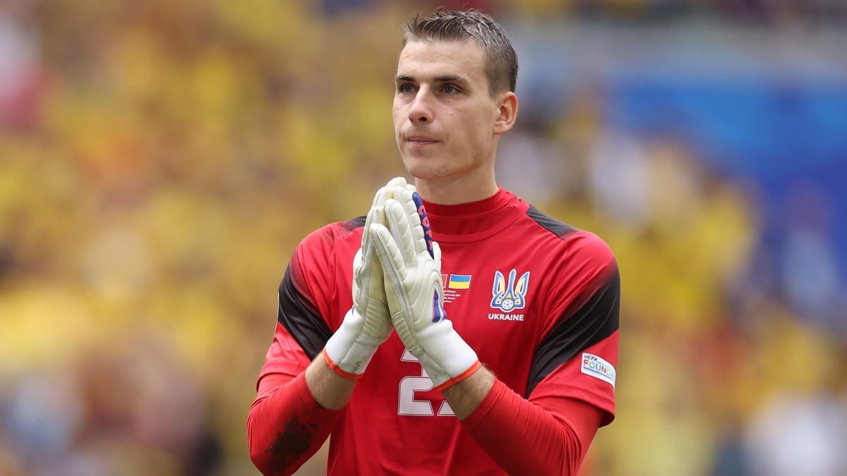 Лунин о выборе Реброва в пользу Трубина Лунин о выборе Реброва в пользу Трубина