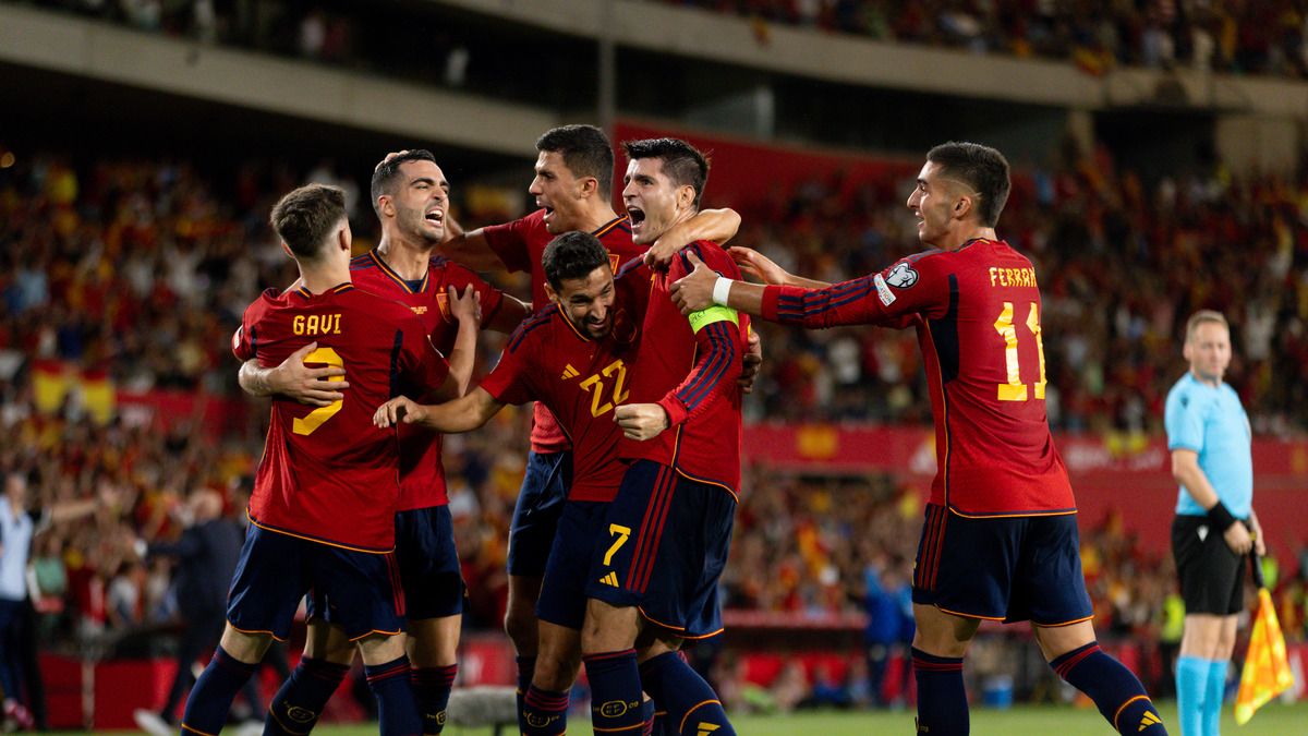 Євро 2024 - хто вийшов до 1/2 фіналу, список команд і розклад матчів півфіналу Євро 2024 - хто вийшов до 1/2 фіналу, список команд і розклад матчів півфіналу