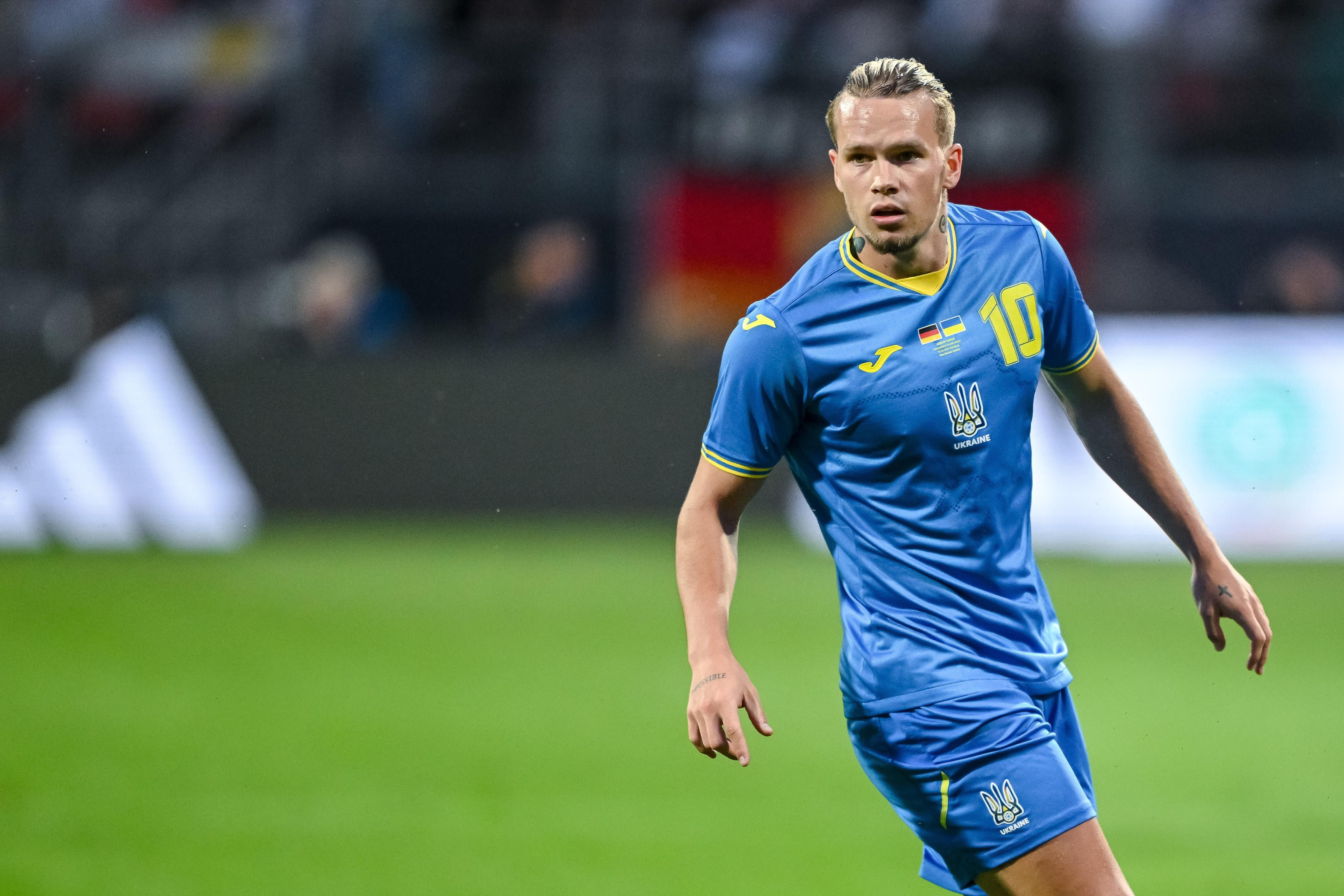 Мудрик знову підігрів чутки щодо роману з росіянкою Мудрик знову підігрів чутки щодо роману з росіянкою