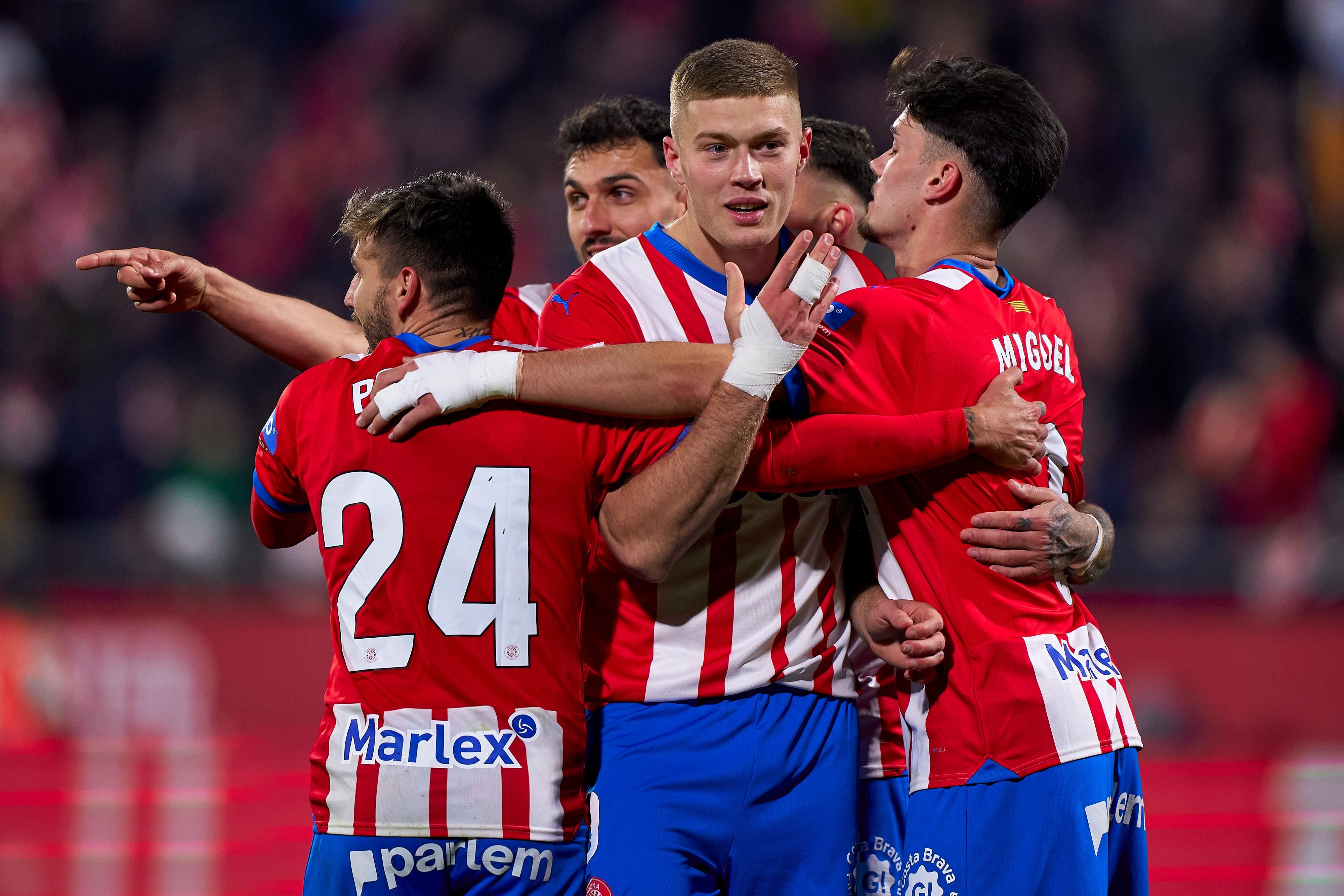 Артем Довбик переходить в Атлетіко Мадрид Артем Довбик переходить в Атлетіко Мадрид