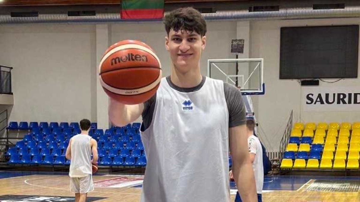 Син Кличка зіграє на чемпіонаті Європи - заявка збірної України Син Кличка зіграє на чемпіонаті Європи - заявка збірної України