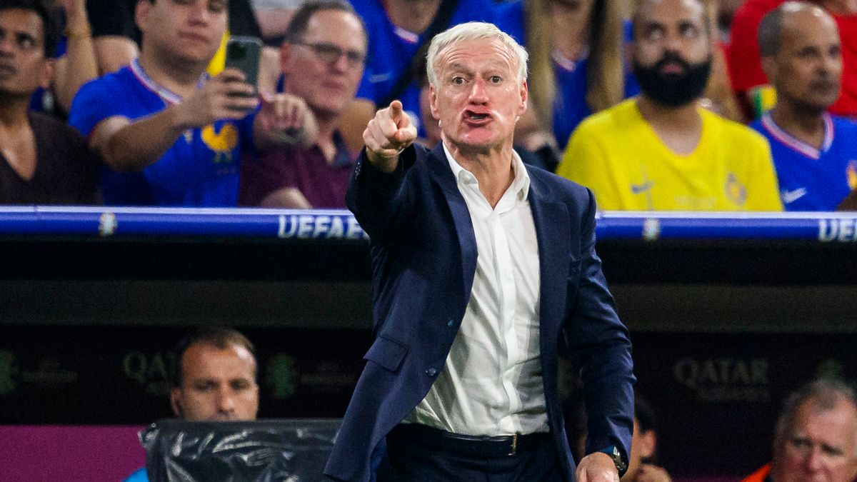 Дідьє Дешам продовжить тренувати збірну Франції Дідьє Дешам продовжить тренувати збірну Франції