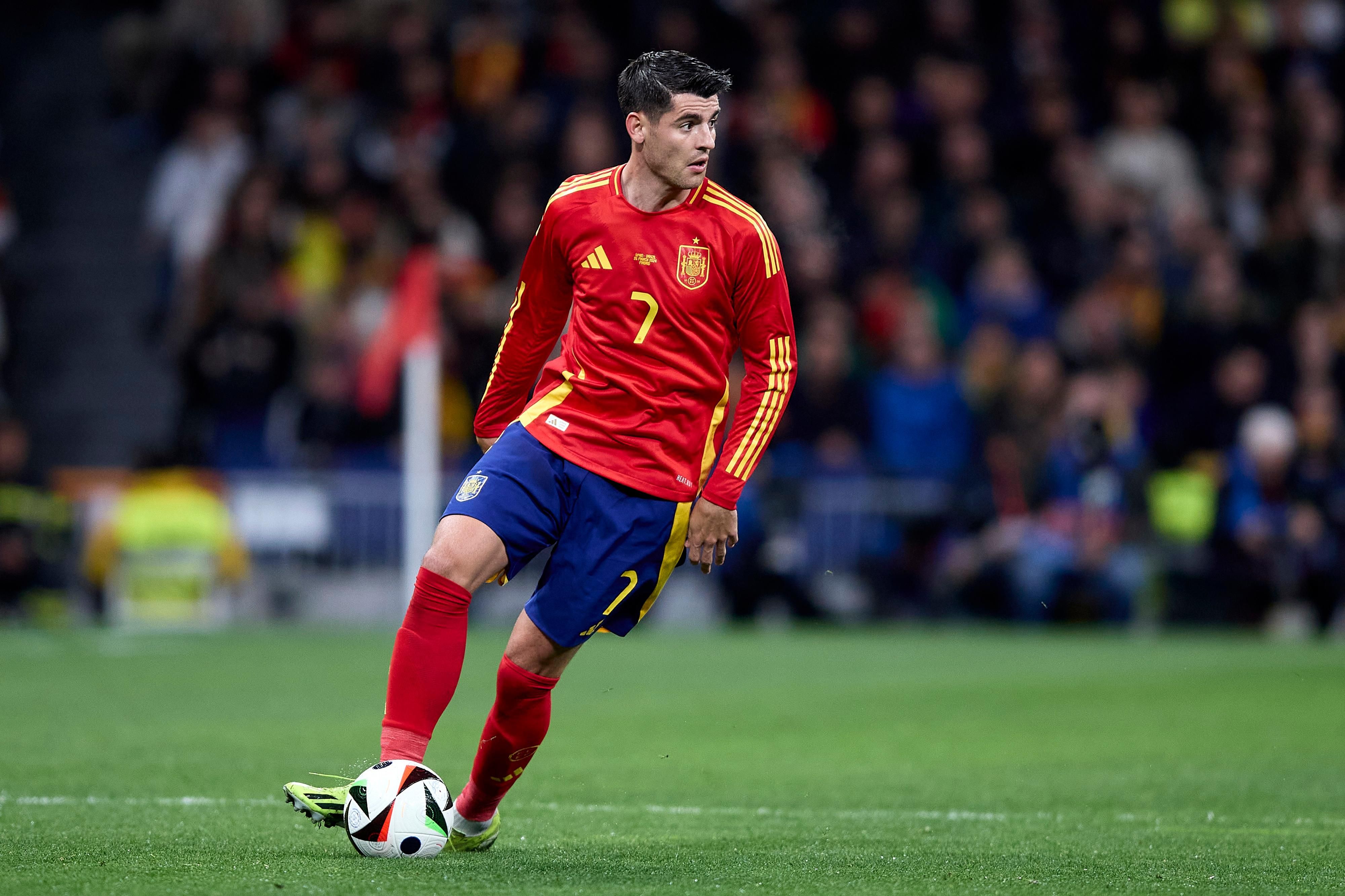 Трансфери - Мілан запропонував контракт Альваро Мораті Трансфери - Мілан запропонував контракт Альваро Мораті