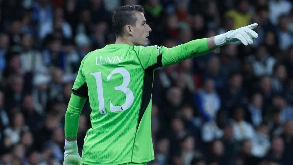 Лунин остается в Реале - официального предложения от Челси не было Лунин остается в Реале - официального предложения от Челси не было