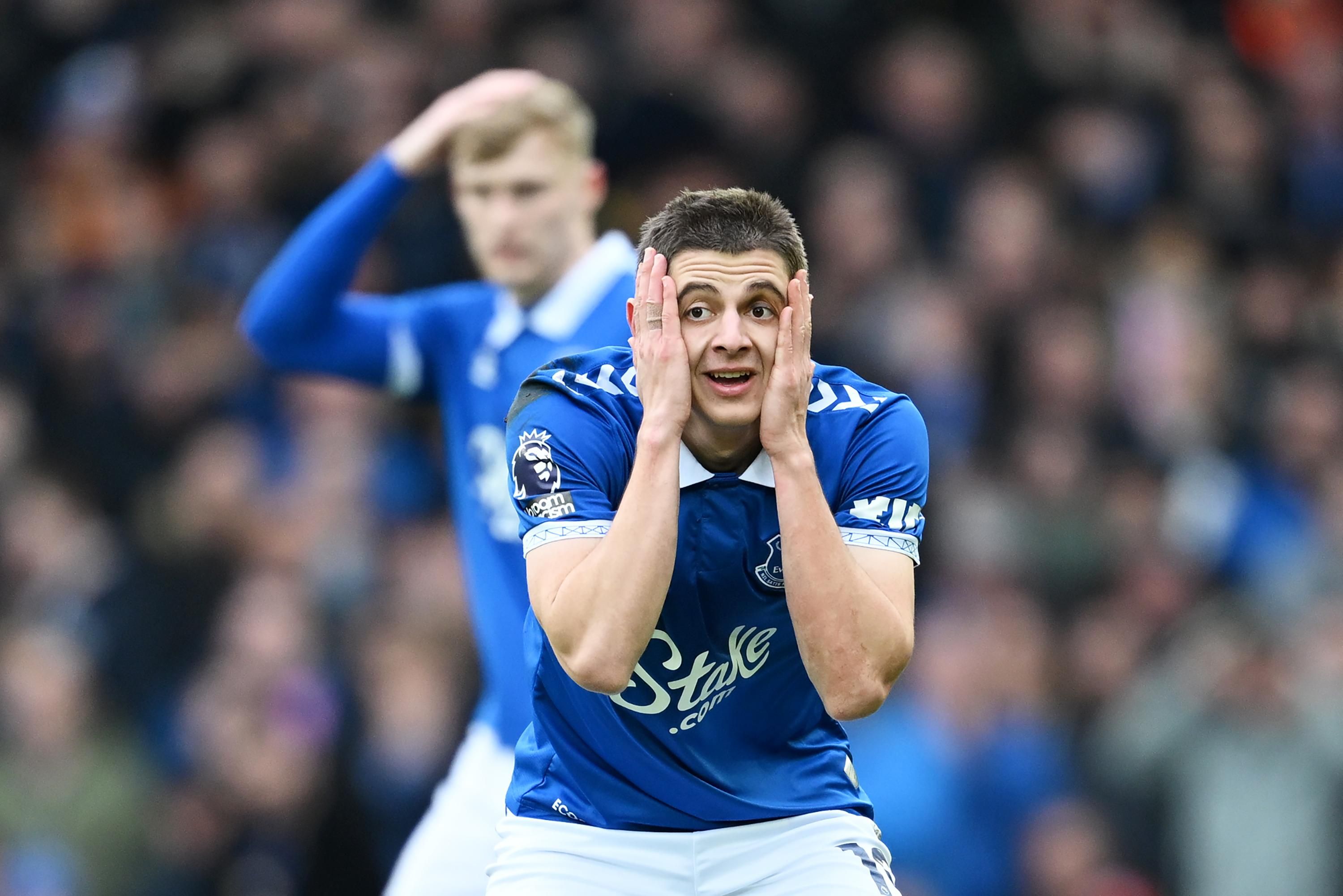 Віталій Миколенко - Евертон може продати захисника збірної України Віталій Миколенко - Евертон може продати захисника збірної України