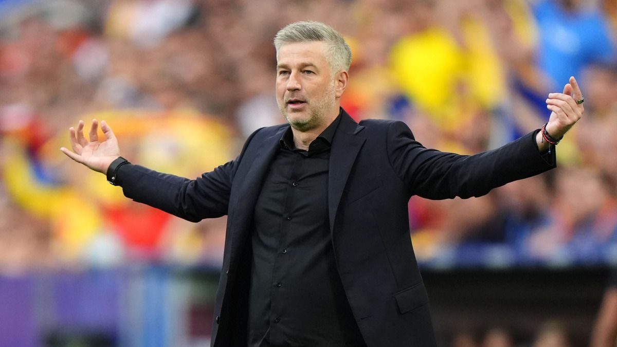 Головний тренер Румунії Едвард Йорданеску подав у відставку Головний тренер Румунії Едвард Йорданеску подав у відставку