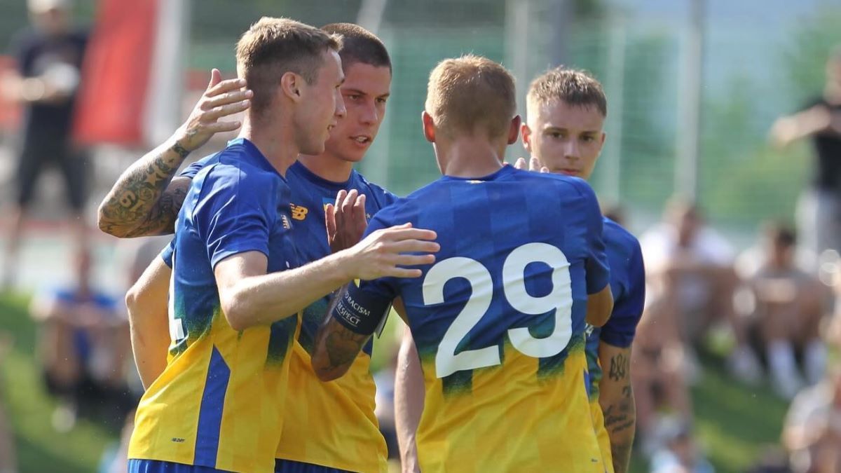 Гравці Динамо не потисли руку футболістам Партизана Гравці Динамо не потисли руку футболістам Партизана