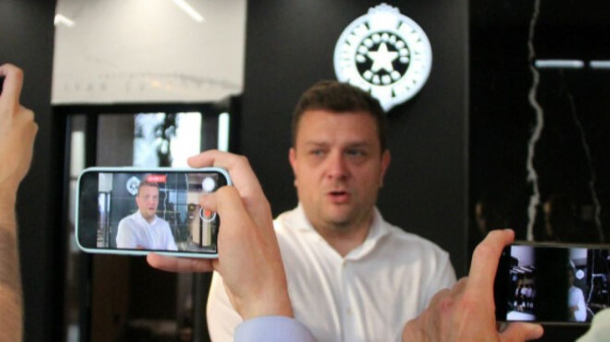 Гендиректор Партизана відреагував на протест Динамо Гендиректор Партизана відреагував на протест Динамо